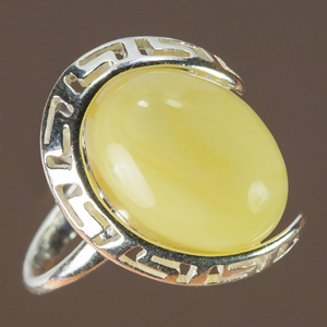 1.115 Кольцо янтарь